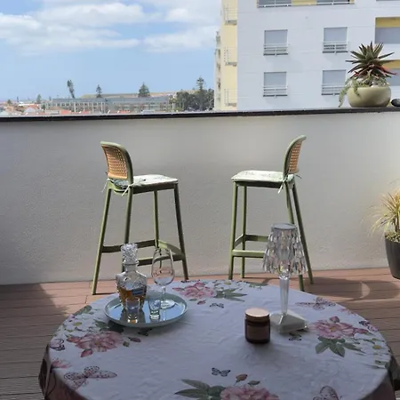 M&m - Estudio * 蓬塔德尔加达